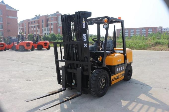 3.5 Ton Rough Terrain Forklift With Japanese Engine Forklift 3