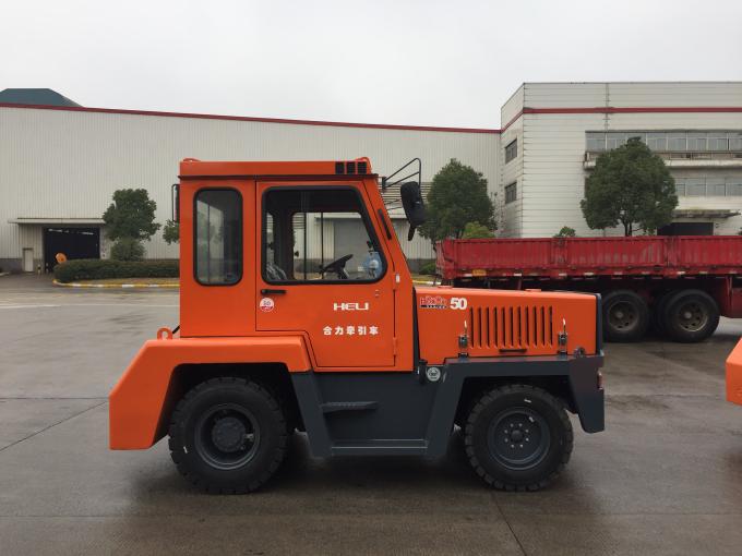 XDEM 35KN Tractor For QYCD35-WXH HELI Tow Tractor For Aircraft Towing 0