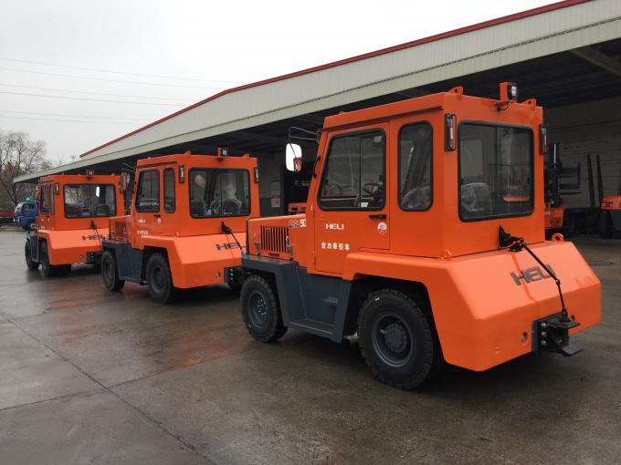 XDEM 35KN Tractor For QYCD35-WXH HELI Tow Tractor For Aircraft Towing 3