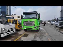 Garbage Compactor Truck