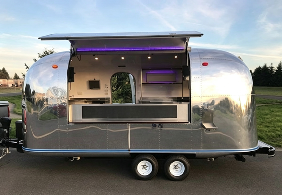 Luxury Mirror Stainless Steel Food Trailer Mobile Kitchen Fully Customized Vintage Food Truck For Coffee BBQ Fast Food