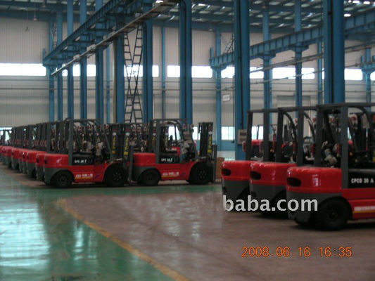 2200r/Min 10t Logistics Machinery 4 Wheel Electric Forklift